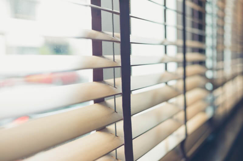 horizontal window blinds