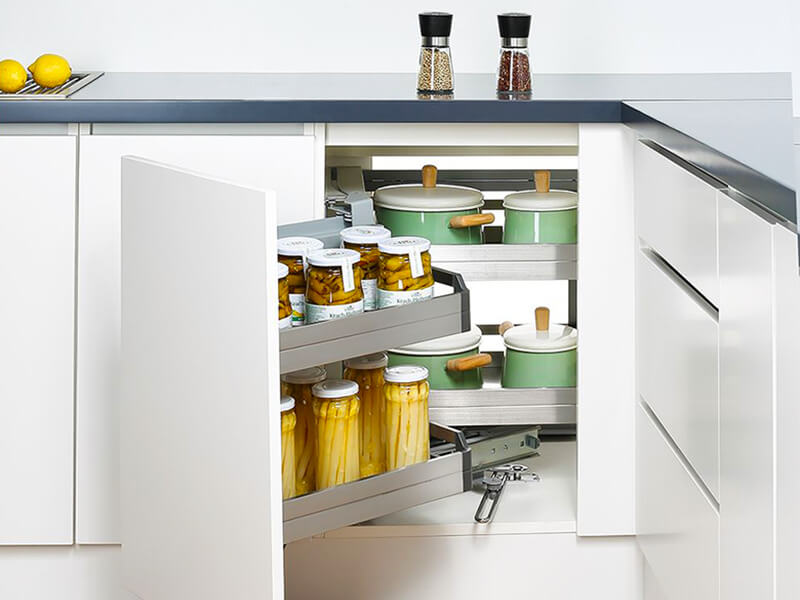 corner pantry organisation